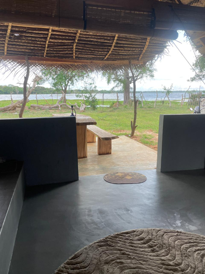 Lake view room
